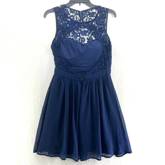 Lulus A-Line Dress Womens Sz S Navy Blue Crochet Cutout Back Sweetheart Neckline - Picture 2 of 13